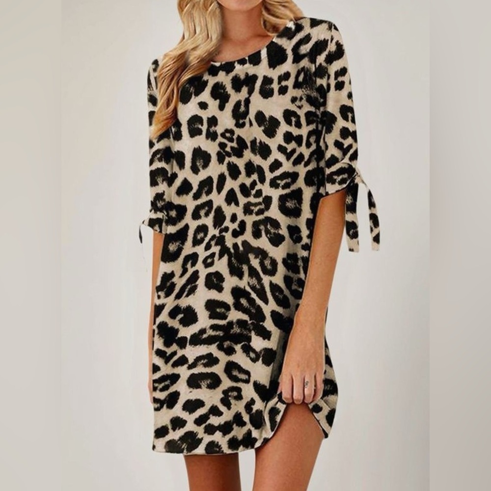 Leopard Round Neck Half Sleeve Dress